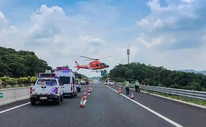 兖州区高速公路汽车救援案例